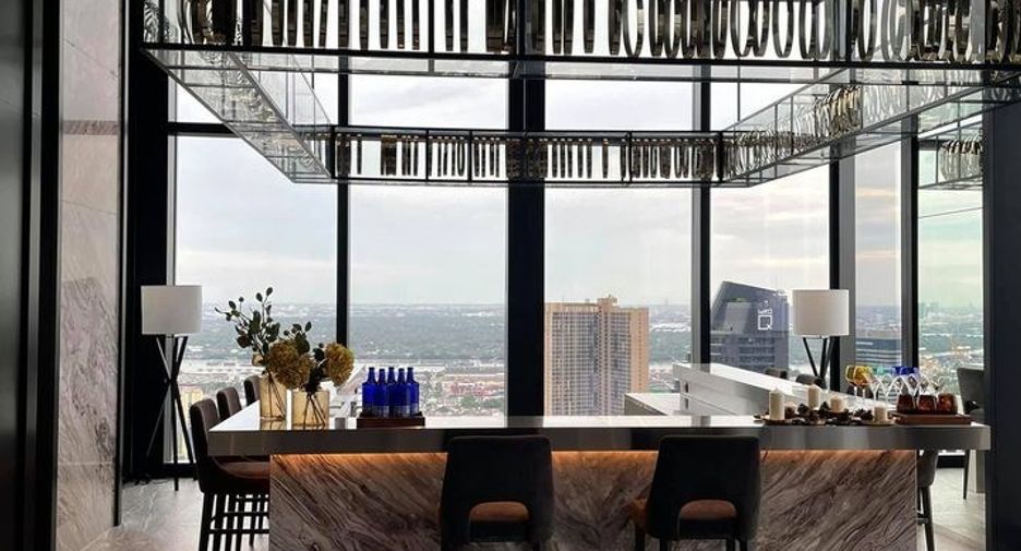 For rent and for sale 1 bed condo in Khlong Toei, Bangkok