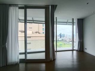 Wohnung zur Miete und zum Kauf mit 2 Zimmer in Pathum Wan, Bangkok