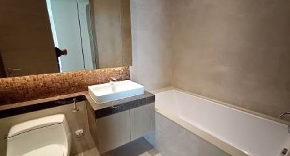 Wohnung zur Miete und zum Kauf mit 2 Zimmer in Pathum Wan, Bangkok