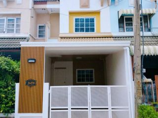 For sale 2 Beds townhouse in Lam Luk Ka, Pathum Thani