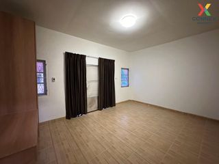 For sale 3 bed townhouse in Mueang Samut Sakhon, Samut Sakhon