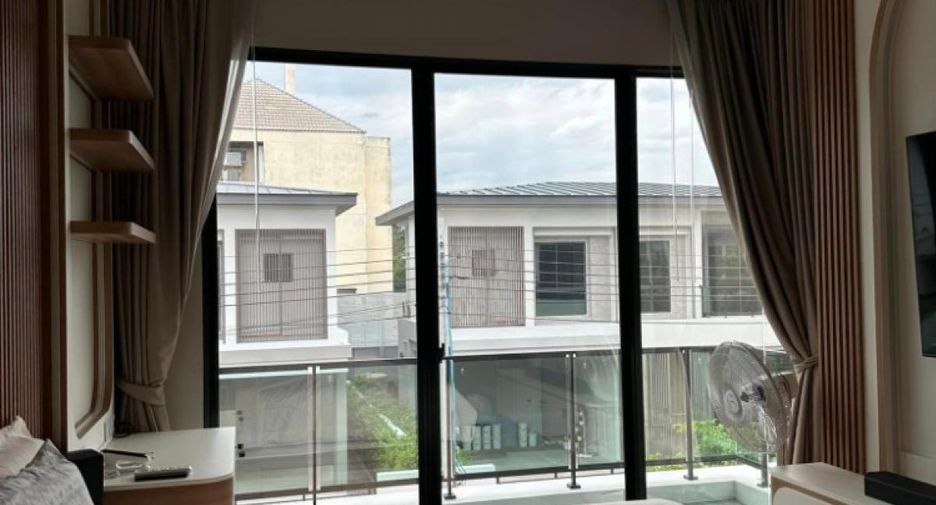 For sale 4 bed house in Pak Kret, Nonthaburi