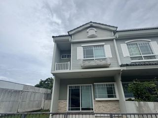 For sale 2 Beds house in Bang Bo, Samut Prakan