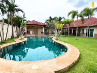 À louer et à vendre 4 chambres maison à Bang Lamung, Chonburi