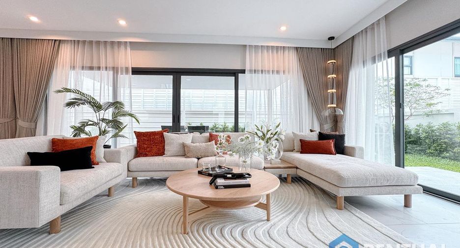 For sale 4 bedrooms villa in Bang Lamung, Chonburi
