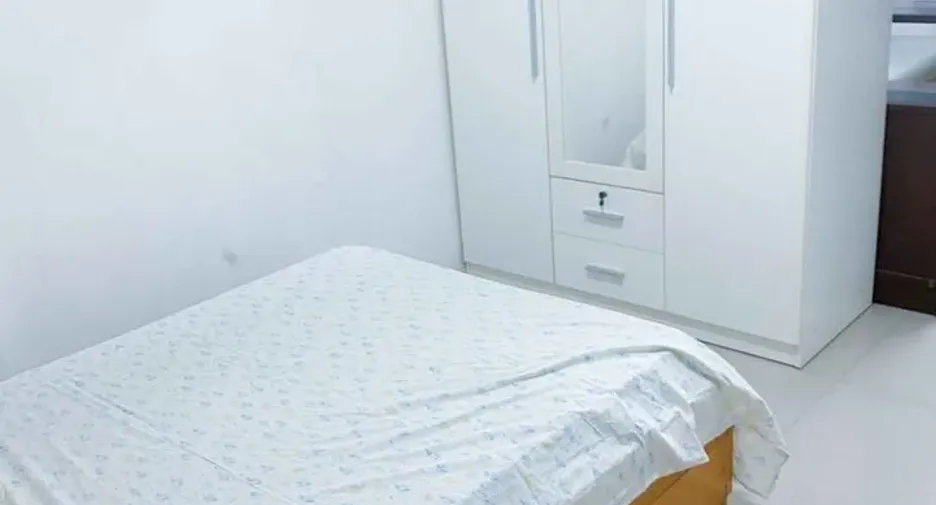 For sale スタジオ condo in Phaya Thai, Bangkok