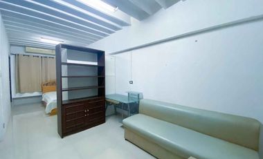 For sale studio condo in Phaya Thai, Bangkok