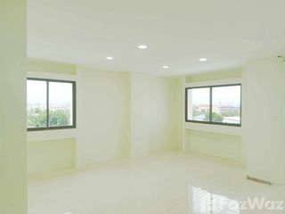 For sale 2 bed condo in Lat Phrao, Bangkok
