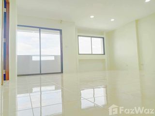 For sale 2 bed condo in Lat Phrao, Bangkok
