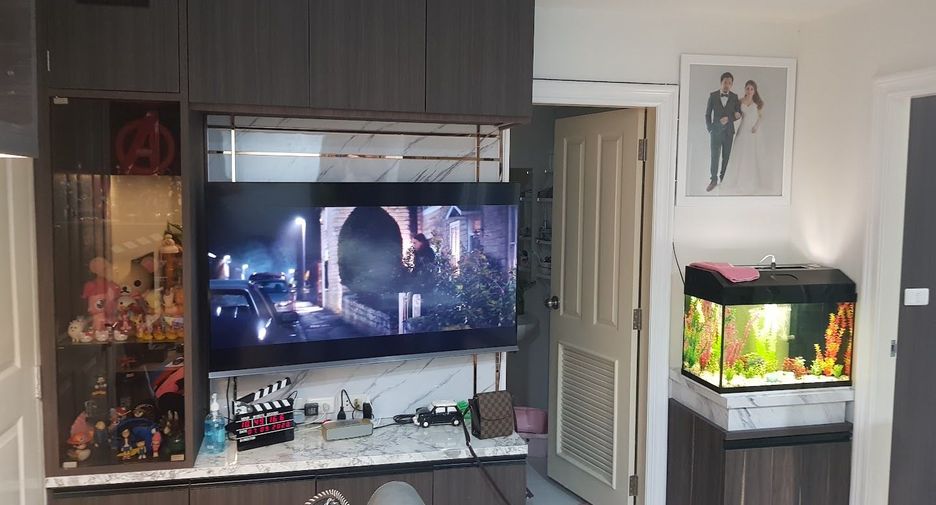 For sale 1 Beds condo in Lat Phrao, Bangkok