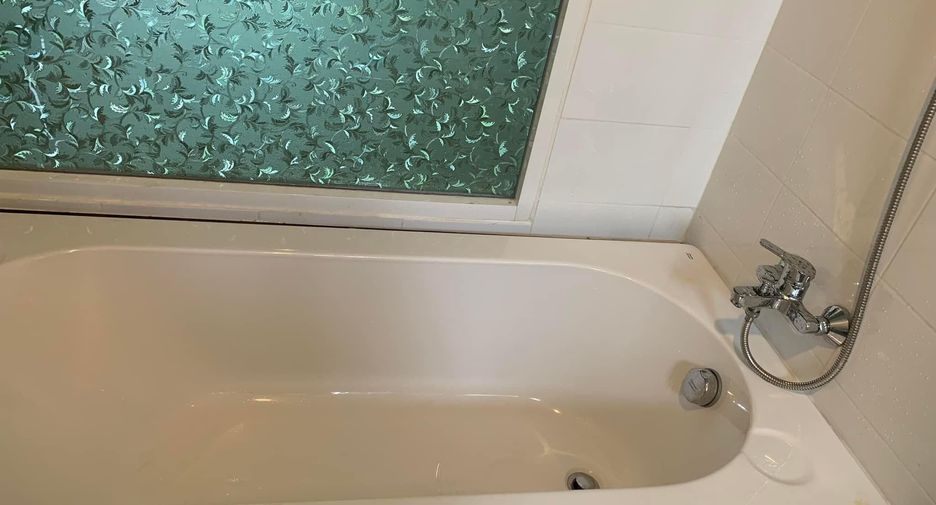 For rent 3 Beds townhouse in Lat Phrao, Bangkok