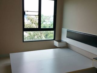 For sale 1 bed condo in Saphan Sung, Bangkok