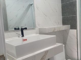 For sale 1 Beds condo in Lat Krabang, Bangkok