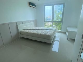 For sale 1 bed condo in Wang Thonglang, Bangkok