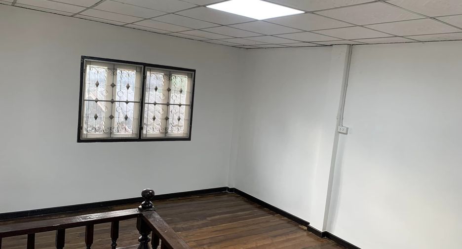 For sale 1 bed townhouse in Bang Sue, Bangkok