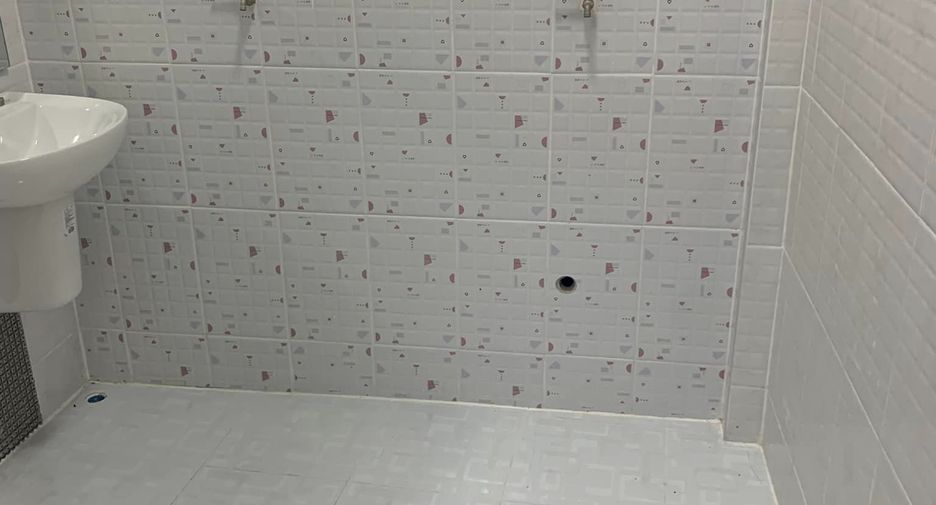 For sale 1 bed townhouse in Bang Sue, Bangkok