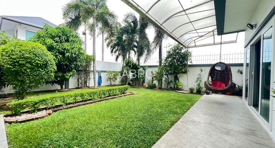 出售 5 卧室 独立屋 在 Mueang Rayong, Rayong