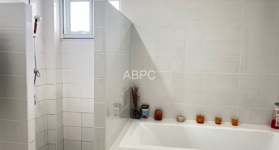 For sale 5 bedrooms house in Mueang Rayong, Rayong