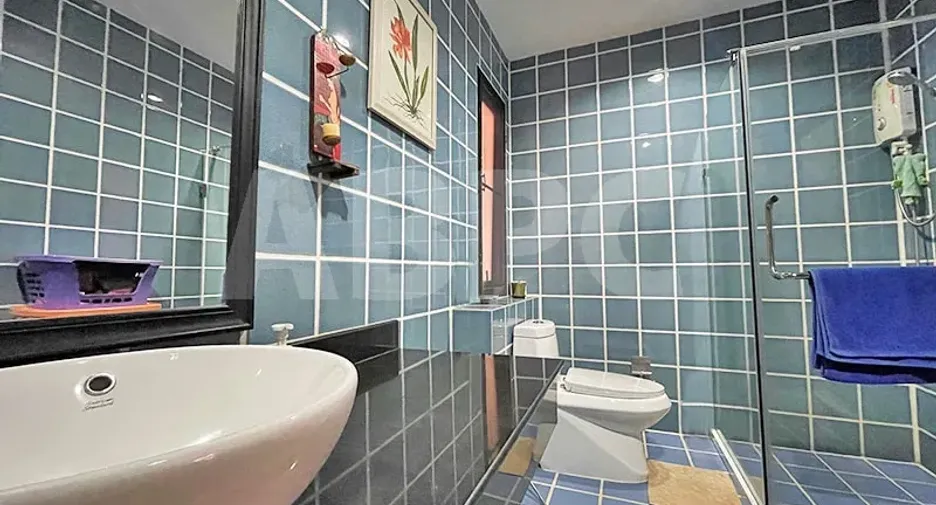 For rent and for sale 4 bedrooms house in Bang Lamung, Chonburi
