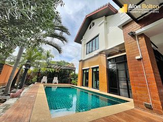 For rent and for sale 4 bedrooms house in Bang Lamung, Chonburi