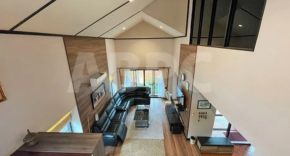 For rent and for sale 4 bedrooms house in Bang Lamung, Chonburi