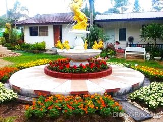 Haus zum Kauf mit 4 Zimmer in Bang Lamung, Chonburi