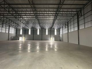 For rent warehouse in Lam Luk Ka, Pathum Thani