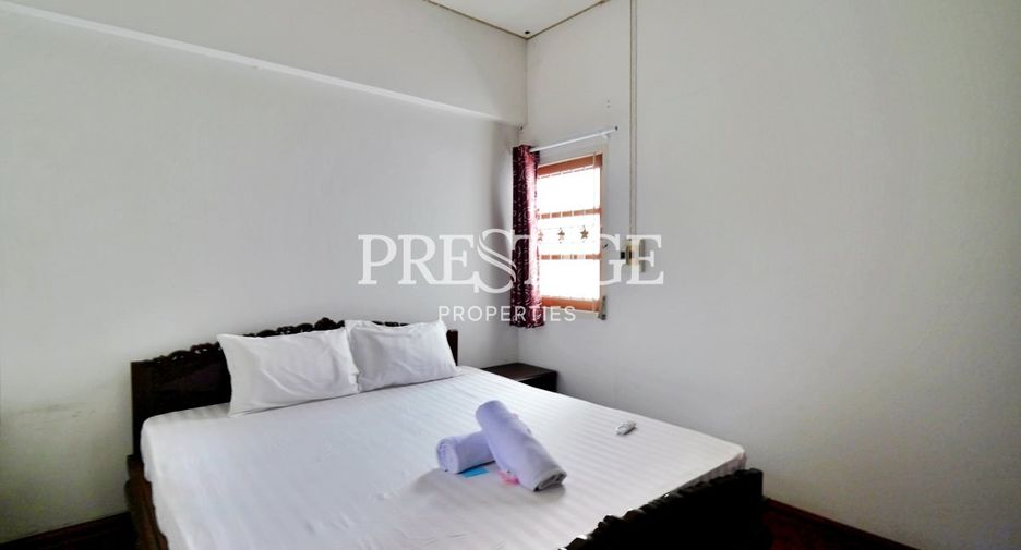 Casa en alquiler de 4 habitaciones en Jomtien, Pattaya