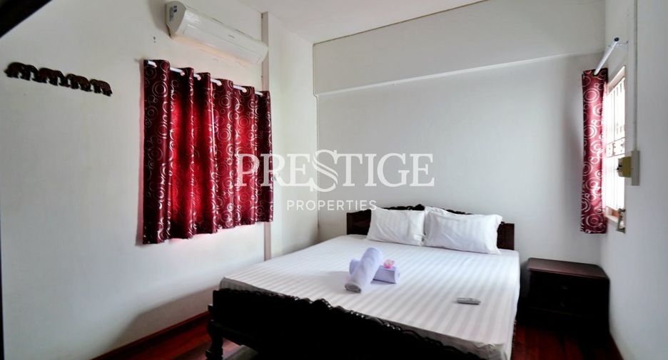Casa en alquiler de 4 habitaciones en Jomtien, Pattaya