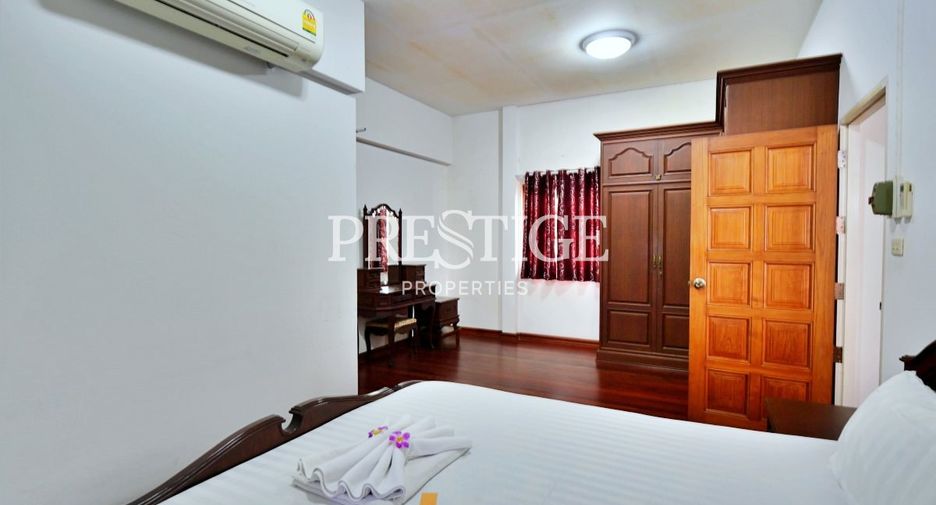 Casa en alquiler de 4 habitaciones en Jomtien, Pattaya