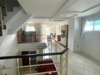 À louer et à vendre 2 chambres maison à Bang Lamung, Chonburi