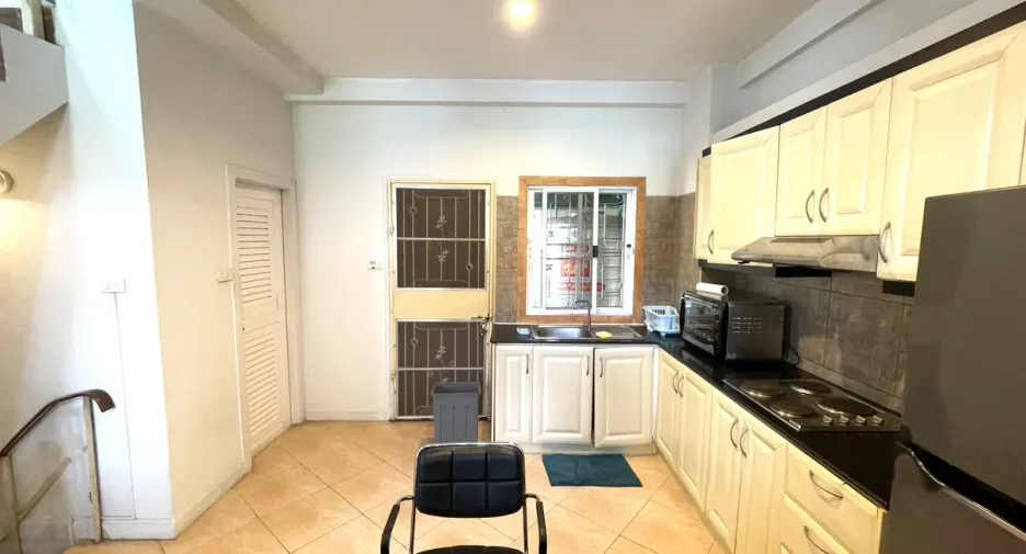 Casa en alquiler y en venta de 2 habitaciones en Bang Lamung, Chonburi