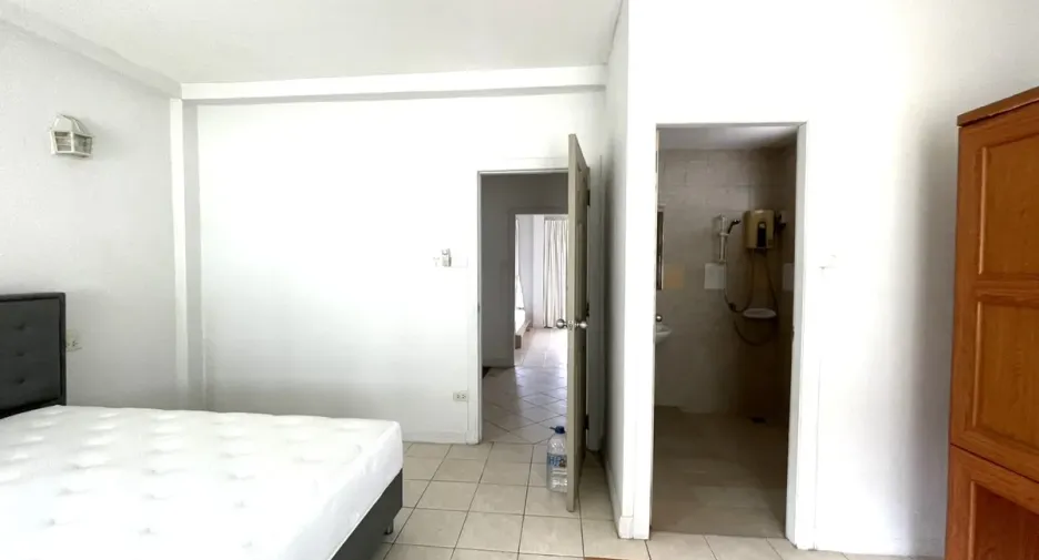 Casa en alquiler y en venta de 2 habitaciones en Bang Lamung, Chonburi