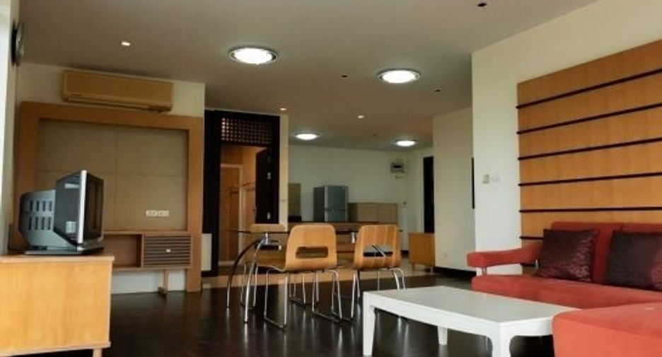 For sale 2 bed condo in Hua Hin, Prachuap Khiri Khan
