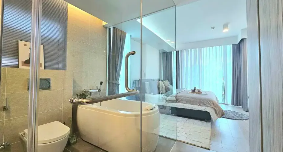 For sale 2 bedrooms condo in Watthana, Bangkok