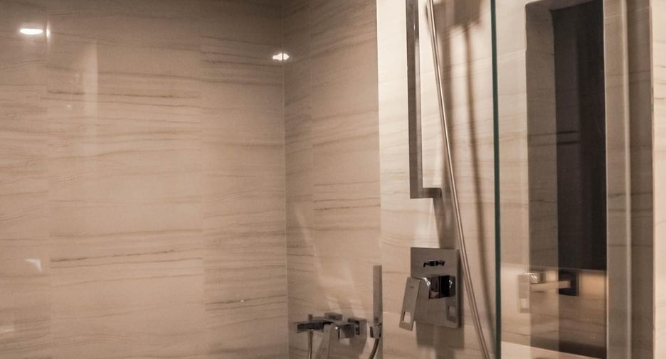 For rent 1 bed condo in Phaya Thai, Bangkok