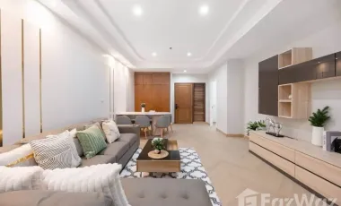 For sale 2 bed condo in Khlong San, Bangkok