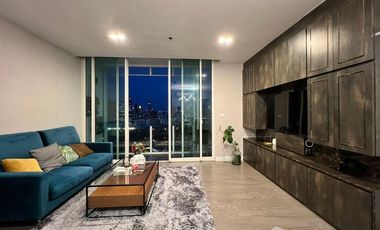 For rent 2 bed condo in Din Daeng, Bangkok