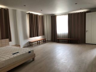 For sale 3 Beds house in Thon Buri, Bangkok