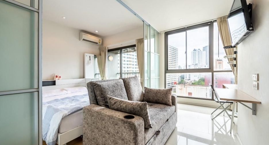 For rent 1 bed condo in Phaya Thai, Bangkok