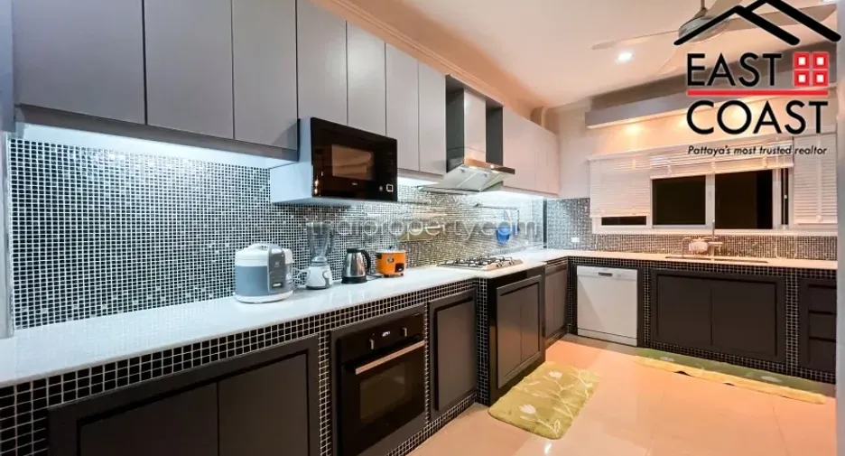 For rent 4 bedrooms house in Bang Lamung, Chonburi