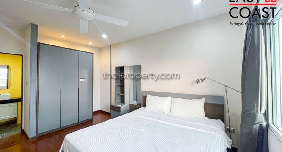 À louer 4 chambres maison à Bang Lamung, Chonburi