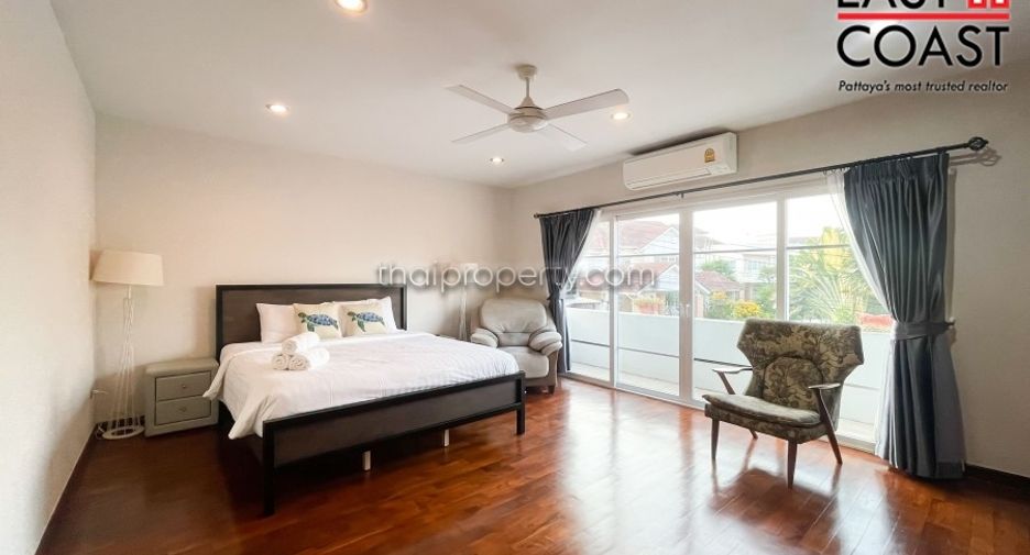 À louer 4 chambres maison à Bang Lamung, Chonburi