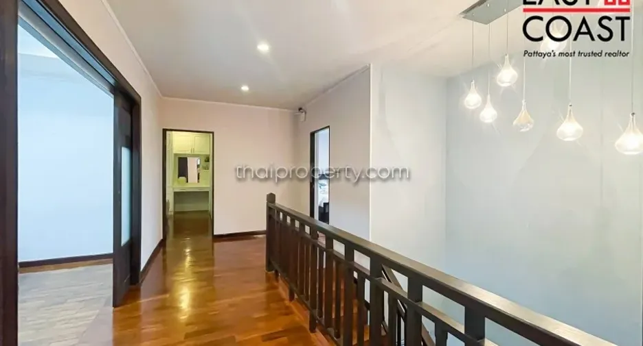 For rent 4 bedrooms house in Bang Lamung, Chonburi