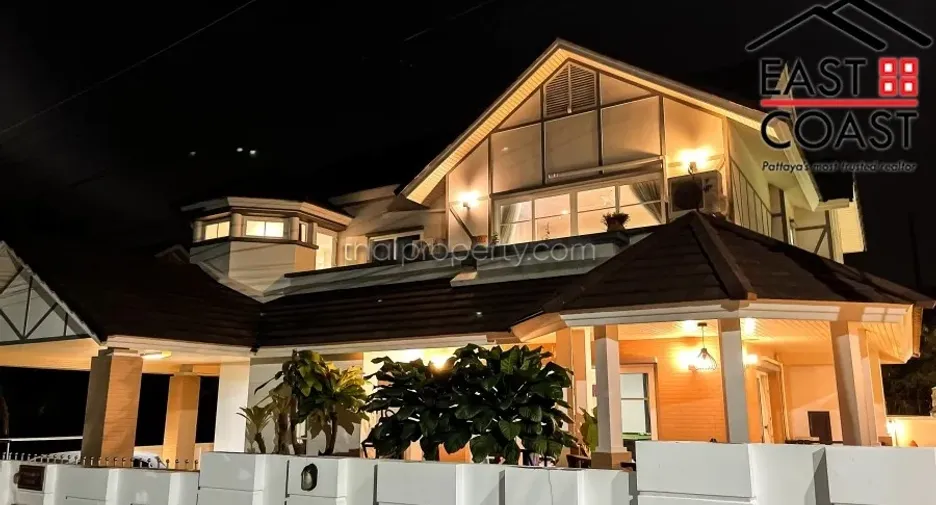 For rent 4 bedrooms house in Bang Lamung, Chonburi