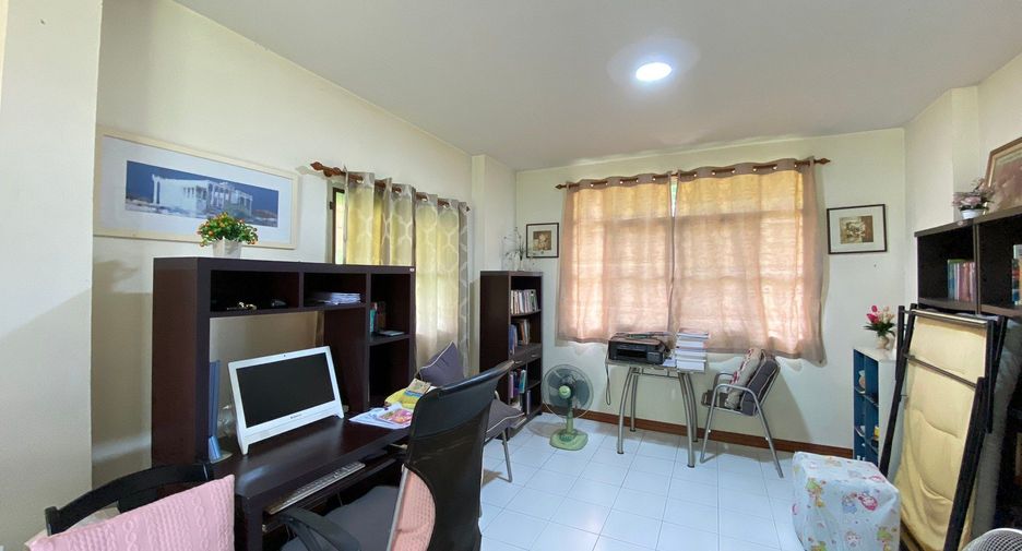 For sale 3 bed house in Lam Luk Ka, Pathum Thani