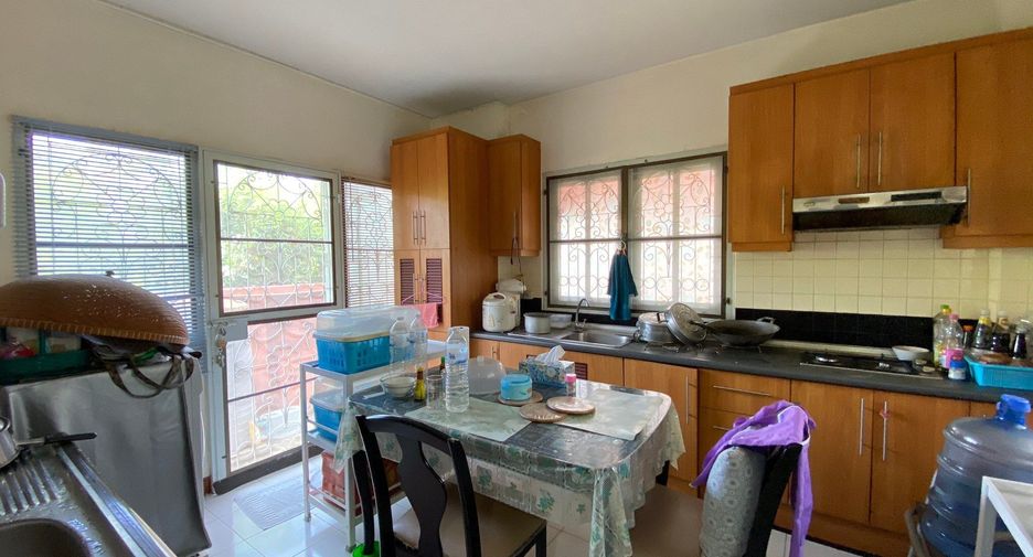 For sale 3 bed house in Lam Luk Ka, Pathum Thani