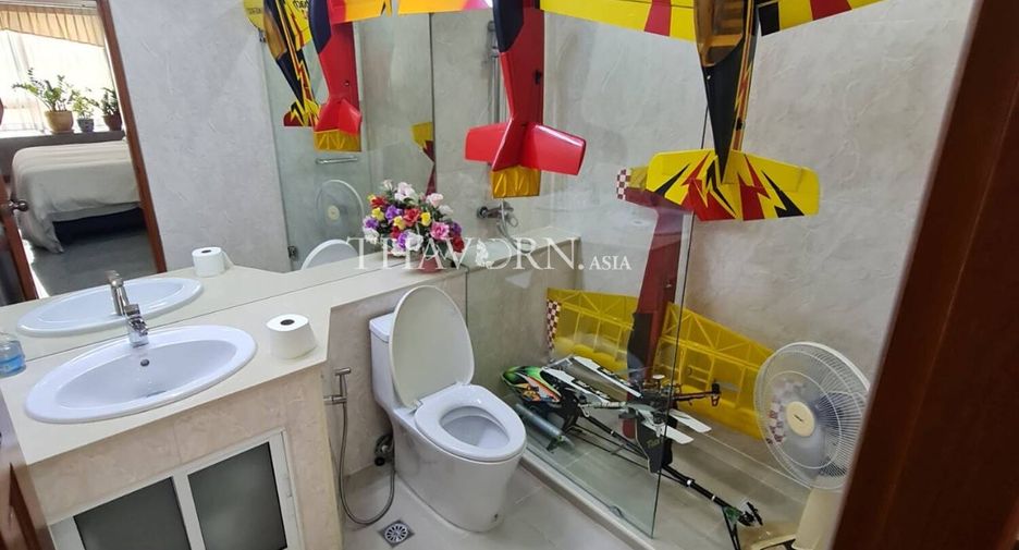 For sale 2 bedrooms condo in Jomtien, Pattaya