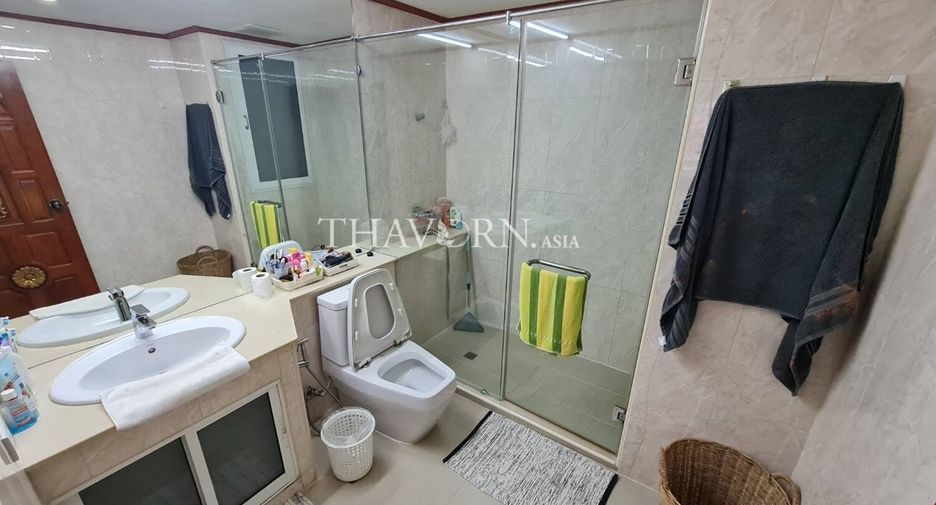 For sale 2 bedrooms condo in Jomtien, Pattaya