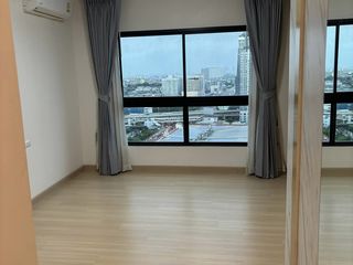 For sale 1 Beds condo in Thon Buri, Bangkok